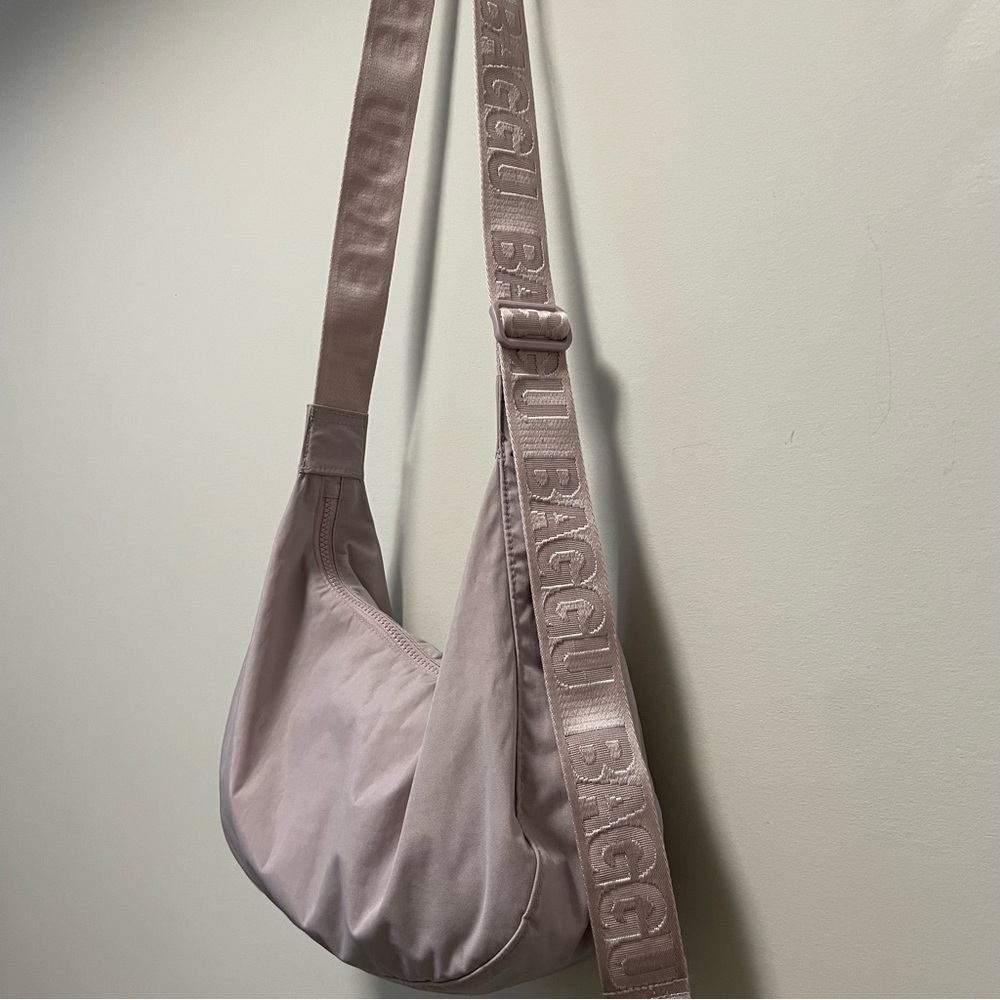 BAGGU crescent bag